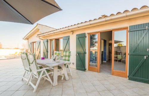 Ouveillan Casa | Maison des papillons