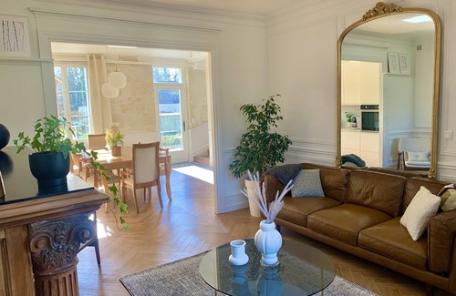 Noizay Casa | Maison du 19ème, Proche Amboise- 8 Personnes- 4 Chambres - 2 Salles de Bain