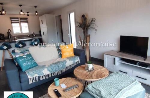 Le Grand-Village-Plage Casa | Maison du Maine