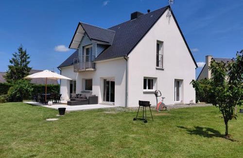 Montchaton Casa | Maison du Mont César