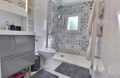 Le Luc Casa | Maison du sud avec jacuzzi