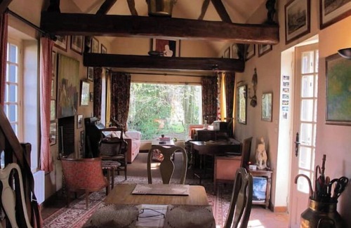 Saint-Denis-le-Ferment Casa | Maison en Bord de Rivière 1h Paris