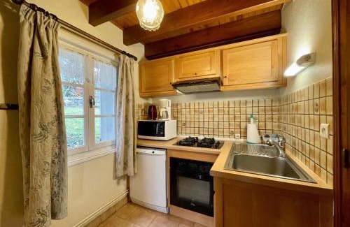 Araules Casa | Maison en forêt avec terrasse, jeux pour enfants et cheminée, près du Pic du Lizieux et du Lac bleu - FR-1-582-235