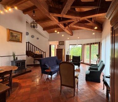 Sarlat-la-Caneda Villa | Maison en pierres - Atypique - 3km du centre de Sarlat