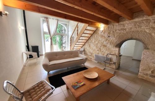 Taix Casa | Maison en pierre rénovée