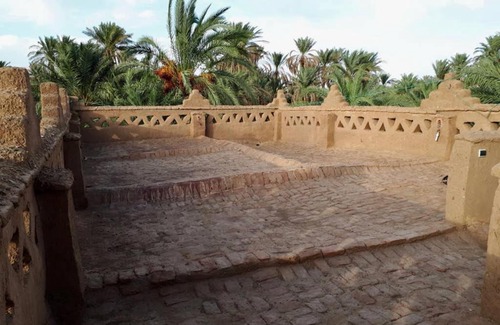 Tinzouline Casa | Maison en terre au milieu de la palmeraie