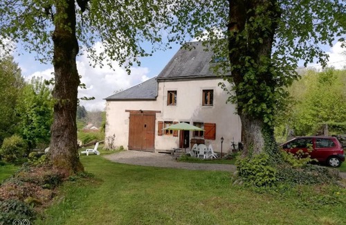 Saint-Brisson Casa | maison entiere le Lavoir
