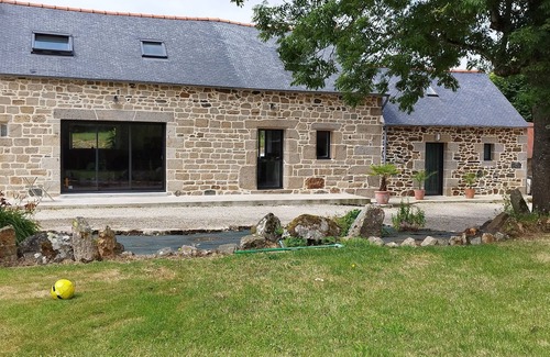 Bourbriac Casa | Maison Entre mer et Campagne