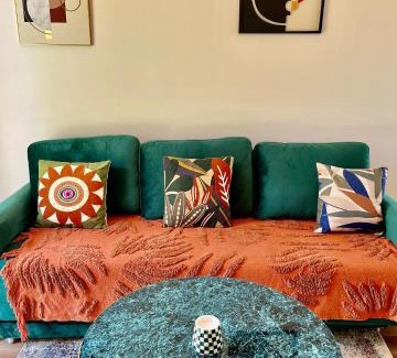 Etretat Casa | Maison Evasion Voyage parking et jardin by Art de Voyager