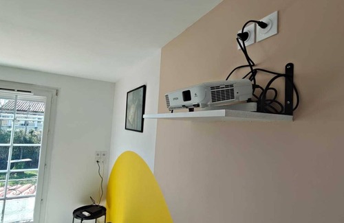 Villeneuve-les-Beziers Casa | Maison Familiale Avec Piscine Entièrement Rénovée