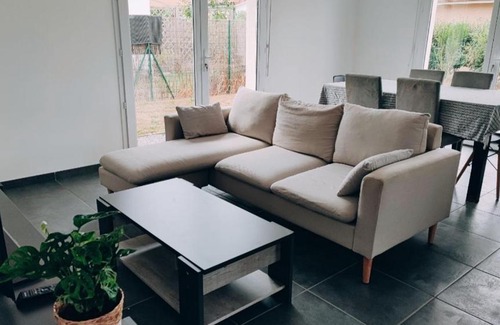 Saint-Martin-de-Hinx Casa | Maison familiale recente avec terrasse & jardin