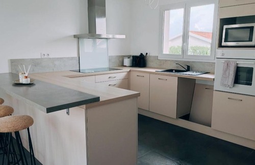 Saint-Martin-de-Hinx Casa | Maison familiale recente avec terrasse & jardin