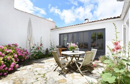 Les Portes-en-Re Casa | Maison familiale accueillante aux Portes-en-Ré, proche centre, grand jardin, terrasse, WiFi - FR-1-434-67