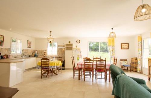 Sainte-Orse Casa | Maison familiale avec terrasse, clim et jeux enfants en Périgord - FR-1-616-334