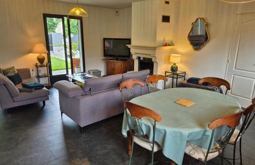 Gelos Casa | Maison familiale avec jardin - Proche Centre Pau