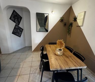 Circuit 1C1 Casa | Maison familiale et confortable