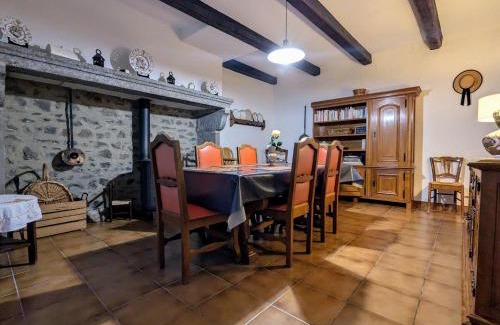 Mazeyrat-d'Allier Casa | Maison familiale calme avec terrasse et circuits de randonnée - FR-1-582-200