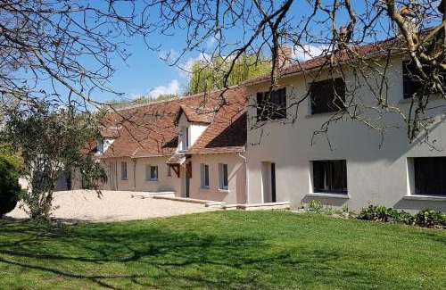 Selles-sur-Cher Casa | Maison Familiale proche Zoo de Beauval à Selles sur Cher GITE A l'Ombre du Saule