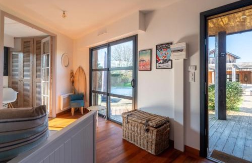 Biscarrosse Villa | Maison familiale style loft à Biscarrosse - 10 personnes, piscin - FR-1-319-563