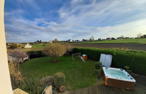 Langueux Casa | Maison Familiale Toute Équipée Avec Grand Jardin et vue sur les Grèves