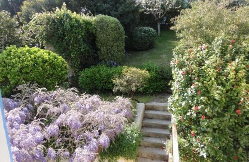 Sauzon Casa | Maison familiale typique à Sauzon avec jardin, proche du port - FR-1-418-11
