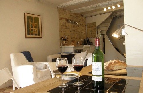 Aiguelèze Casa | Maison Felix es una idílica casa de campo del siglo XVIII a los pies de Cordes sur Ciel.