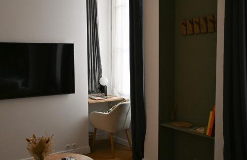Hotel de Ville - Quinconces Casa | Maison Fernand B&B