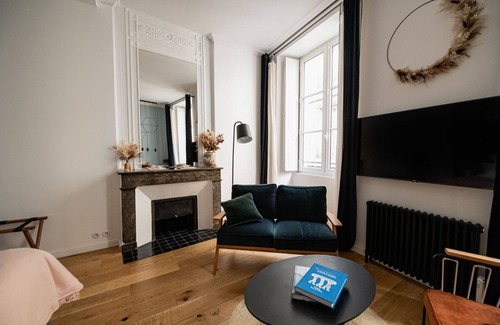 Hotel de Ville - Quinconces Casa | Maison Fernand