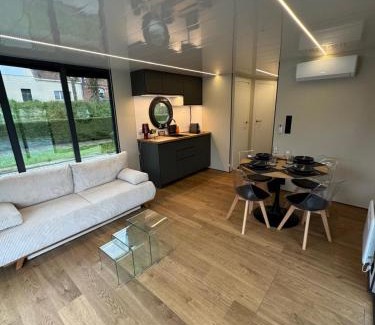 Deulemont Alquiler De Eote | Maison flottante moderne