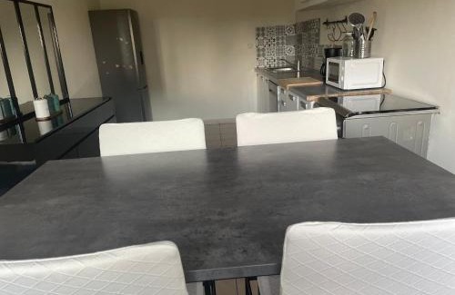 Saint-Germain-le-Guillaume Casa | Maison en campagne sur terrain de 800 m2