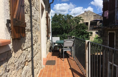 Sainte-Lucie-de-Tallano Casa | Maison de Village