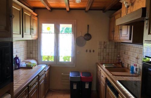 Marigny Casa | Maison/Gîte familial dans le Jura à 200m du lac avec piscine privée