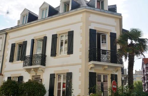 Biarritz City Centre Hotel | Maison Garnier Hôtel de Charme Biarritz