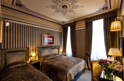 Patras Hotel | Maison Grecque Hotel Extraordinaire