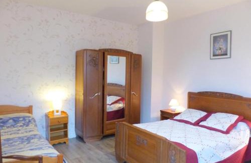 Herisson Casa | Maison indépendante près du village médiéval avec jardin clos, parking et équipements complets - FR-1-489-15