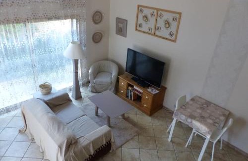 Villeneuve-les-Avignon Casa | Maison indépendante climatisée dans quartier calme