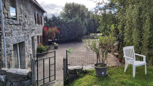 Recoules-d'Aubrac Casa | maison individuelle au calme sur l'Aubrac
