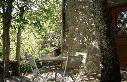 Balazuc Casa | Maison Individuelle au Calme, Joli Cadre Verdure, Proximité Baignade