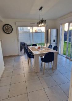 Sainte-Savine Casa | Maison individuelle parking privé et gratuit
