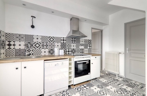 Esbly Casa | Maison Jules- 10 Personnes- 12 min Disneyland- 30 min Paris - Terrasse et Jardin