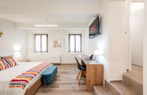 Old Town Apartamento | Maison La Pomposa Suite