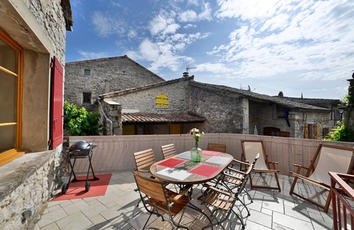 Chauzon Casa | Maison Le Levant - Maison typique au coeur de l'Ardèche