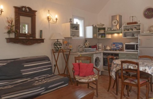 Le Palais Casa | Maison Le Palais, 2 pièces, 4 personnes - FR-1-418-61