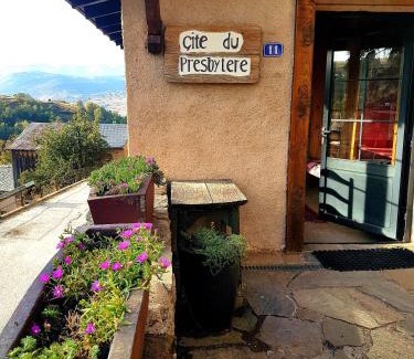 Eyne Casa | Maison le Presbytère