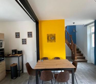 Courcy-aux-Loges Casa | Maison les 3 fées , 3 chambres, Chamerolles