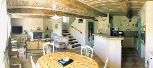 Comps-sur-Artuby Casa | Maison Lou Colombier