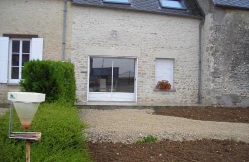 Oinville-Saint-Liphard Casa | Maison lumineuse pour 4, près d'Orléans et Chartres, avec cour, terrasse, parking, et équipements complets. - FR-1-581-23