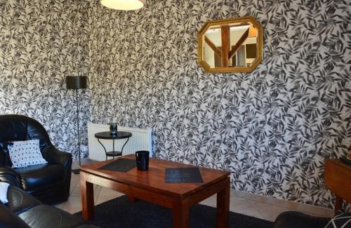 Oinville-Saint-Liphard Casa | Maison lumineuse pour 4, près d'Orléans et Chartres, avec cour, terrasse, parking, et équipements complets. - FR-1-581-23
