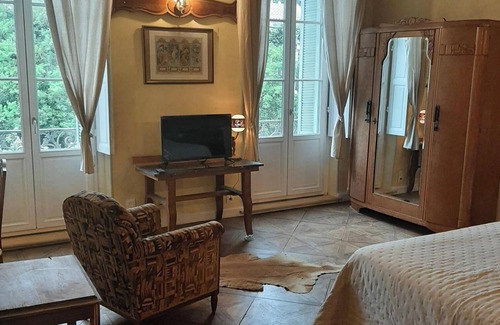 Moux Cama Y Desayuno | MAISON MARIE-LOUISE