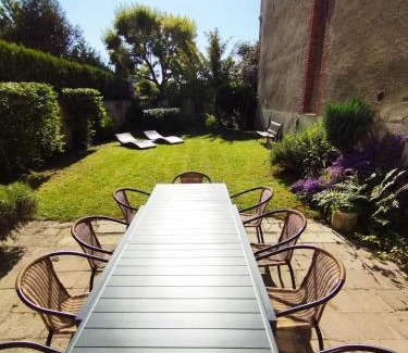 Epernay Casa | Maison Meulière avec jardin